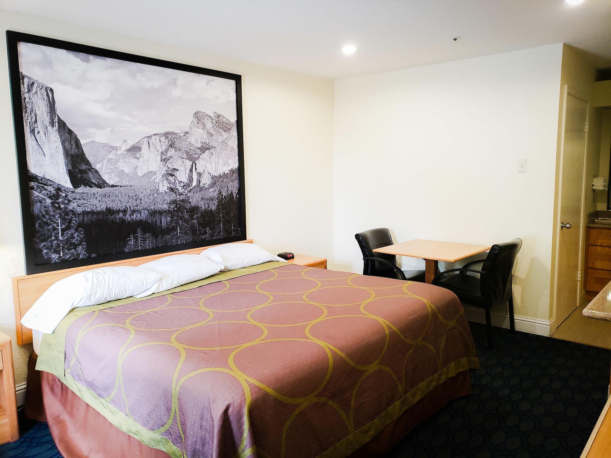 Super 8 By Wyndham Auburn Hotell Eksteriør bilde